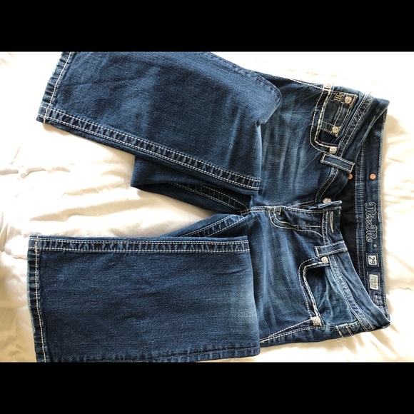 Miss Me Jeans - Picture 2 of 2